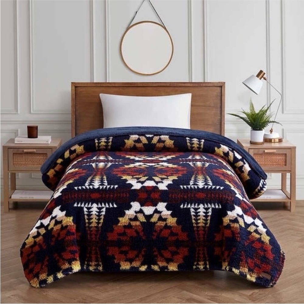 Pendleton Queen Size blanket NEW black
